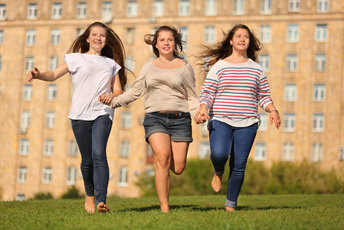A preview image for the article: For Overweight Teens, Is Aerobic or Resistance Exercise Better?